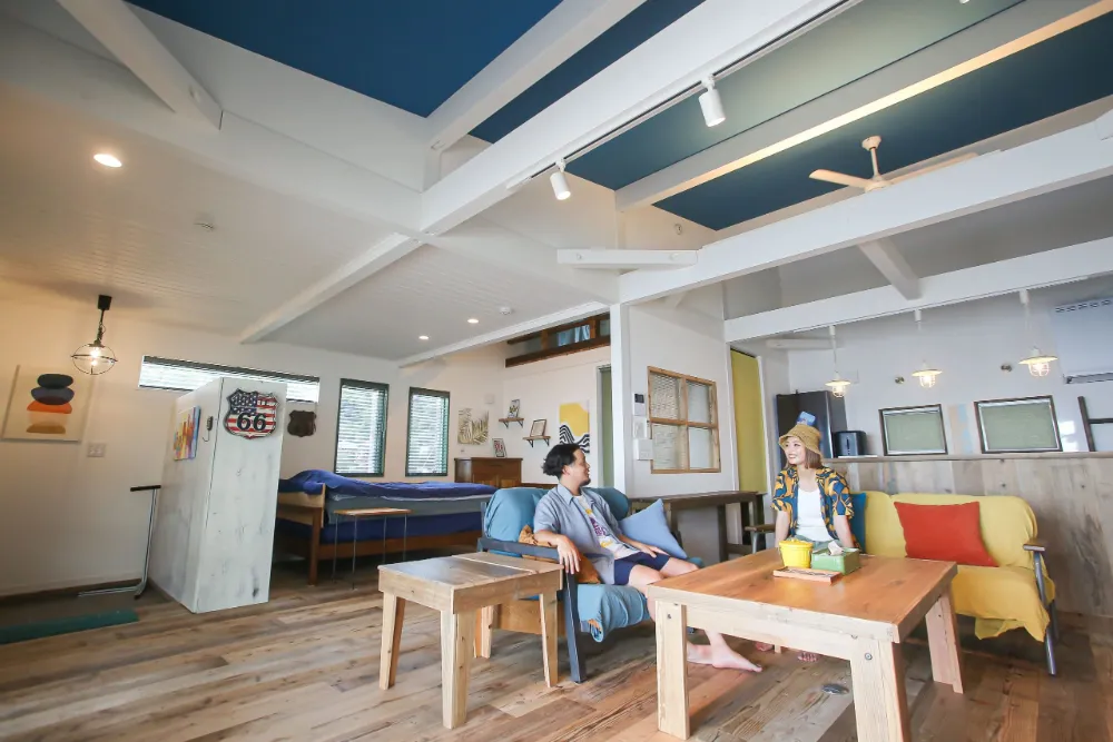 海と暮らす、開放感あふれる西海岸の家