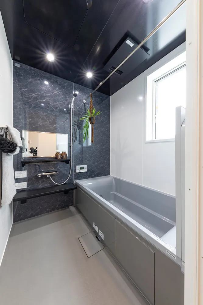 ［アースパーク］屋上バルコニーと半地下を楽しむ家