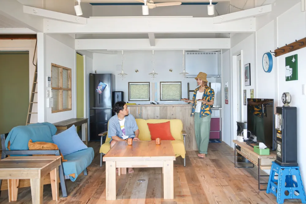 海と暮らす、開放感あふれる西海岸の家