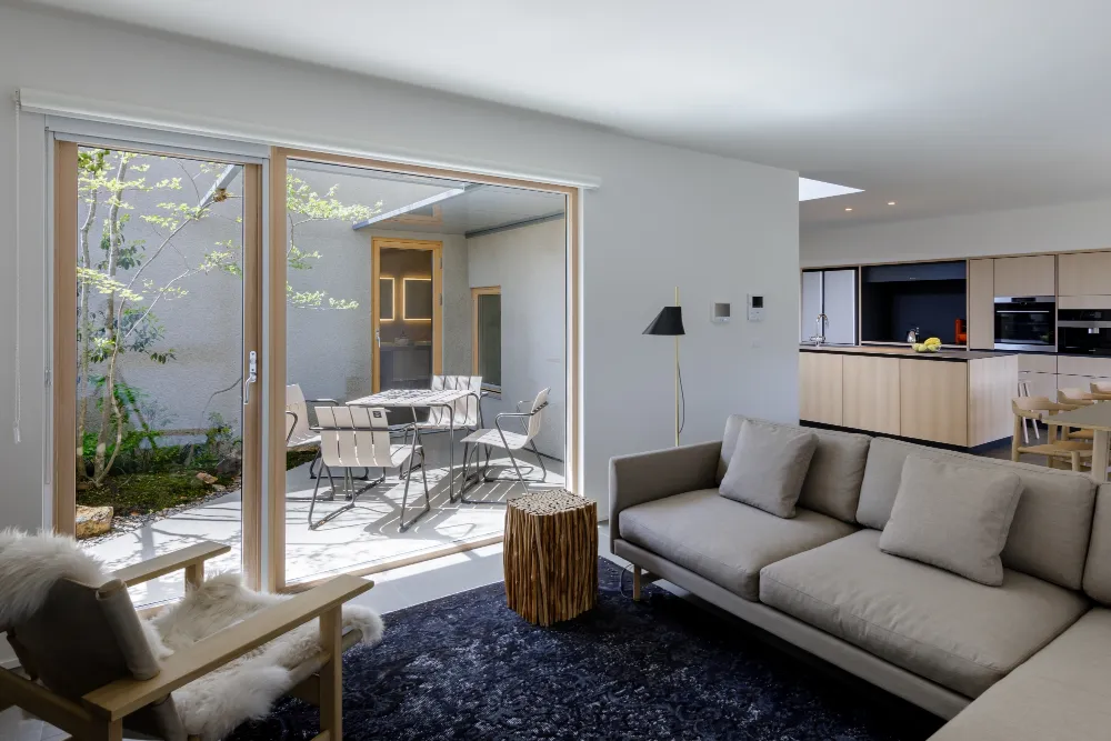 サウナと中庭のある暮らし