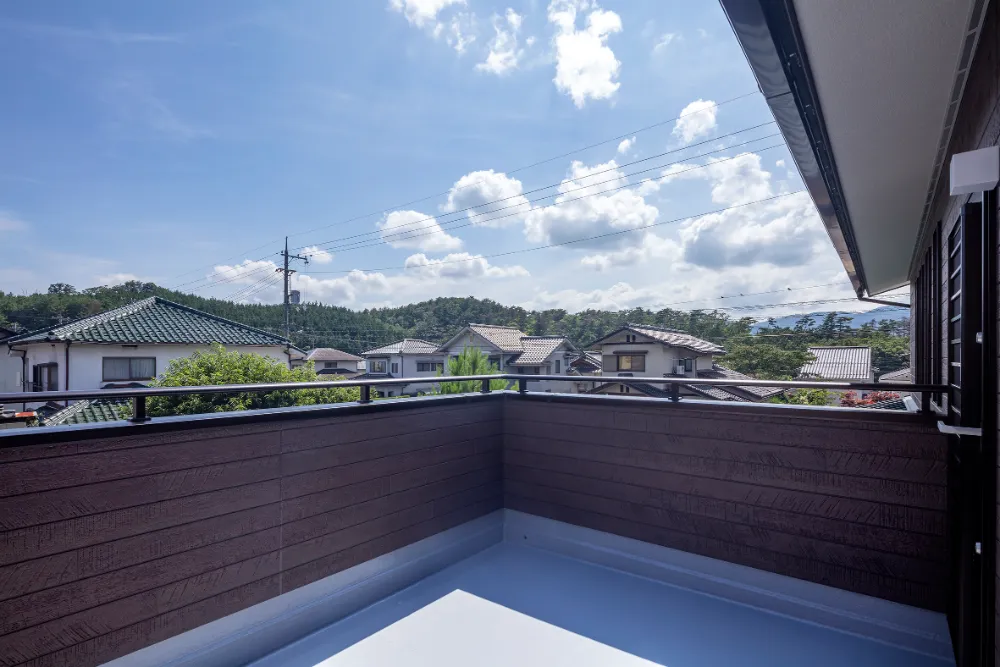 レッドシダー張りの家