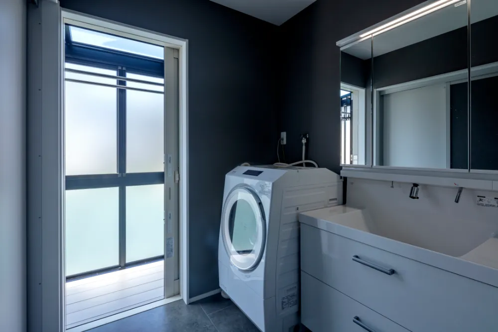 オープンキッチンの家